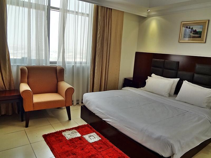 Ewan Ajman Suites Hotel Buitenkant foto