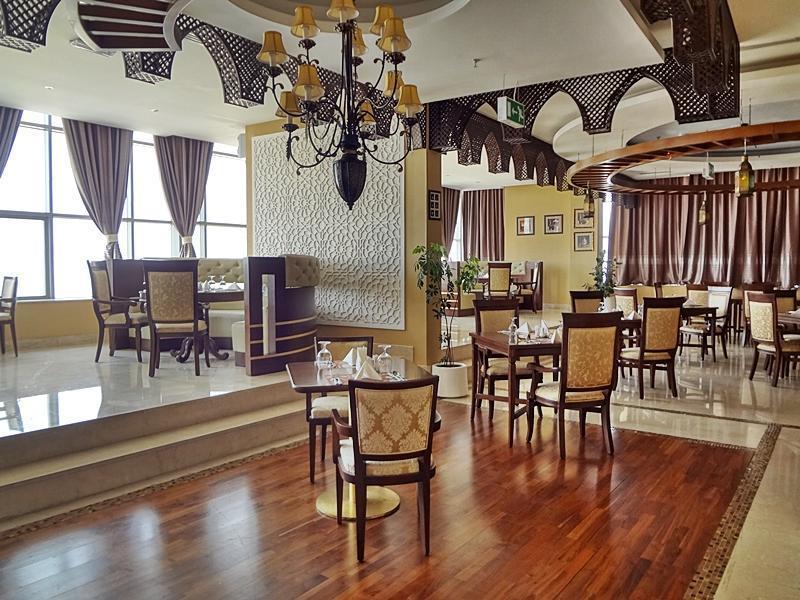Ewan Ajman Suites Hotel Buitenkant foto